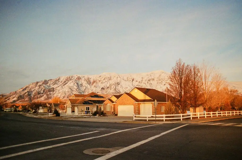 Intro Roofing in West Jordan